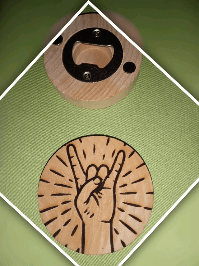 Décapsuleur magnétique en bois 