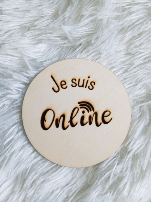 Disque accessoire "Je suis Online" pour panneau de porte interchangeable By Romalysa