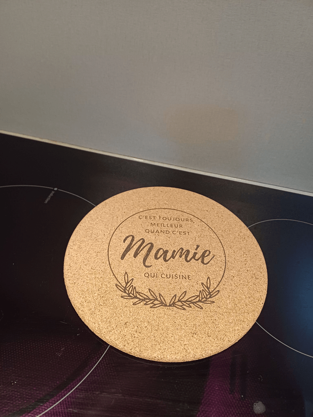Dessous de plat en liège - gravure laser personnalisable - neuf / Idée cadeau fête, anniversaire, crémaillère, mariage