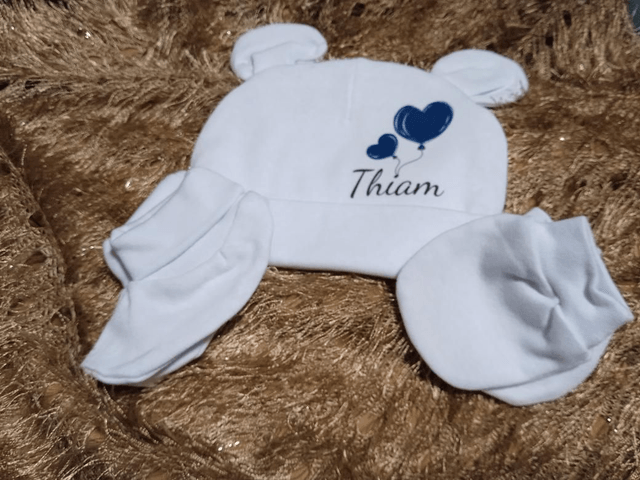 Coffret naissance / baby shower / prénatal - jolis cadeaux assortis présentés dans une boîte en bois massif à rabat - Tout personnalisable