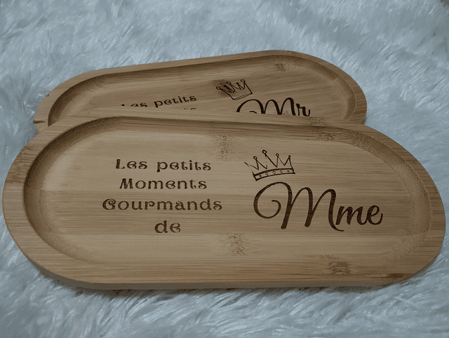 Petit plateau en bambou FSC pour Monsieur (Mr) ou pour Madame (Mme) ou pour couple - Cadeau mariage, crémaillère, anniversaire, fêtes.